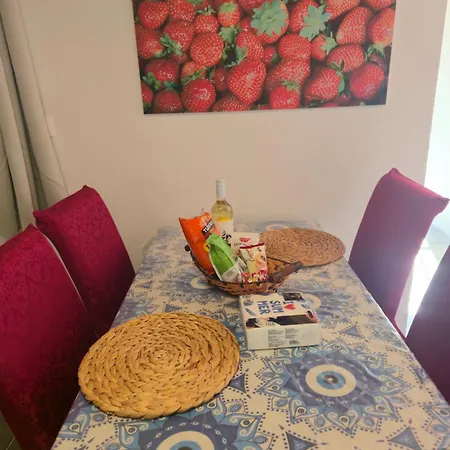 Σπίτι διακοπών Lily's House Near The *