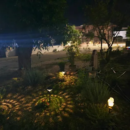 Lily's House Near The Σπίτι διακοπών *